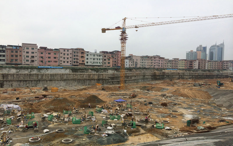 常平翔龙天地广场人工挖孔桩工程