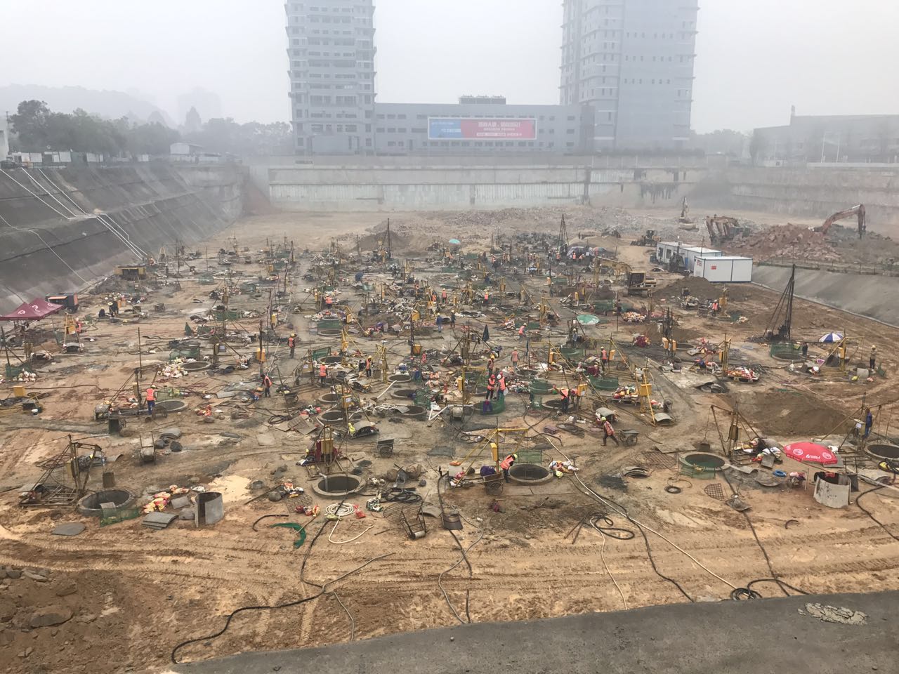 东莞南城碧桂园中心桩基础工程
